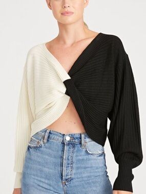 AMUR Cruz Twist Merino Wool Sweater Black Cream Colorblock Size Large